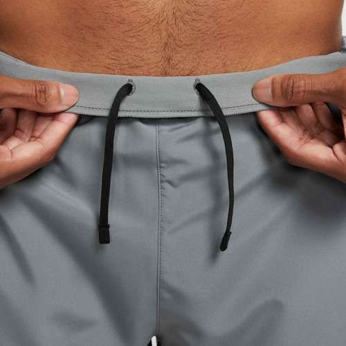 Pánské šortky Nike Dri-Fit Challenger 7" Brief-Lined smoke grey/smoke grey/black