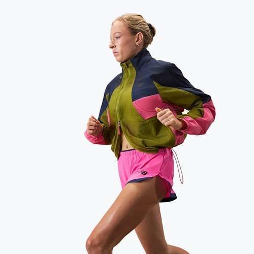 Dámské běžecké šortky New Balance Run Essentials 3" pink heat