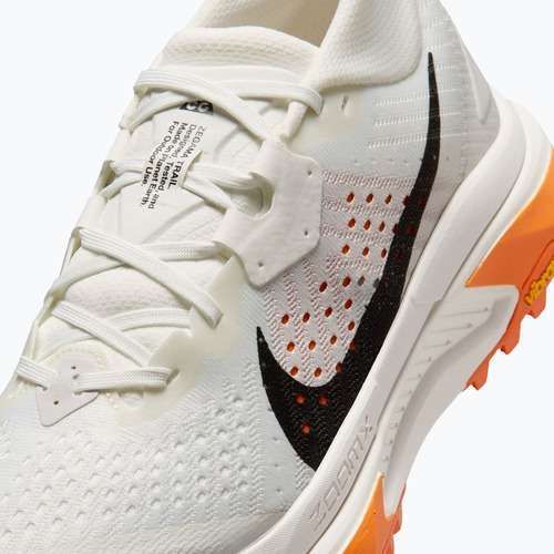 Dámské běžecké boty Nike ACG Zegama summit white/phantom/safety orange/black