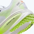 Pánské běžecké boty Nike Vomero 18 white/volt/barely volt/black 9