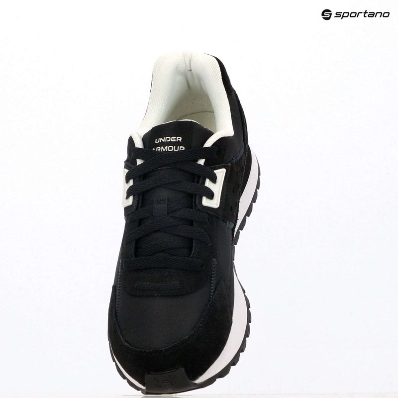 Pánské tréninkové boty Under Armour Essential Runner black/white/blach 9
