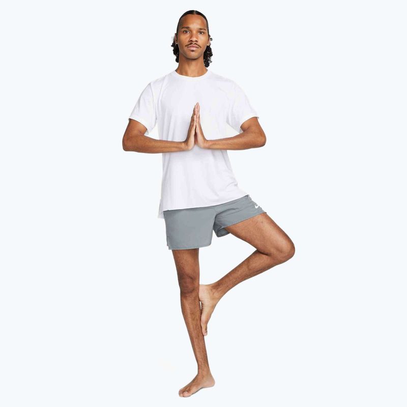 Pánské šortky Nike Dri-Fit Challenger 7" Brief-Lined smoke grey/smoke grey/black 2