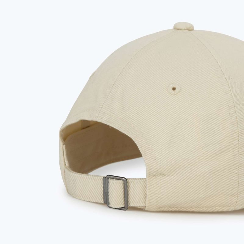 Kšiltovka Nike Club Unstructured Futura Wash light khaki/sapphire 4