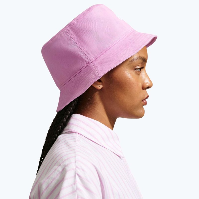 Klobouk Nike Apex Futura light magenta/white 6