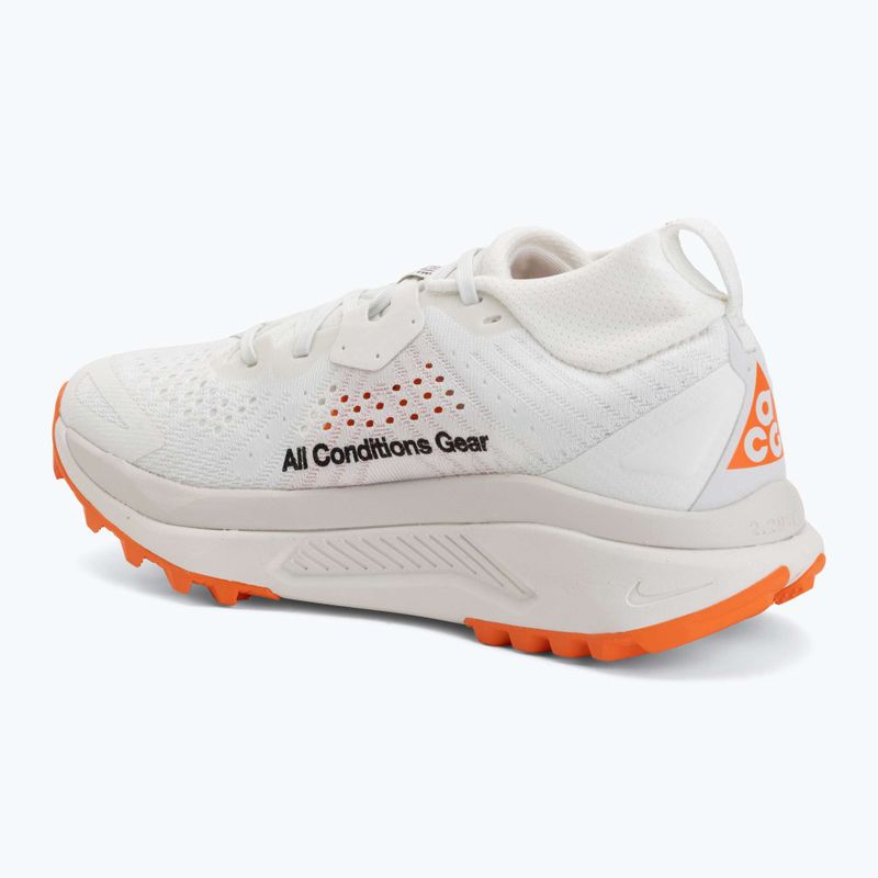 Dámské běžecké boty Nike ACG Zegama summit white/phantom/safety orange/black 3