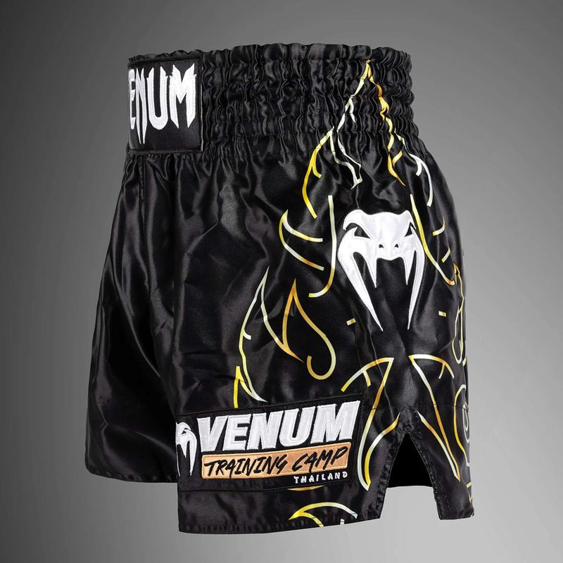 Pánské tréninkové šortky Venum VTC Flames Muay Thai black/gold 3