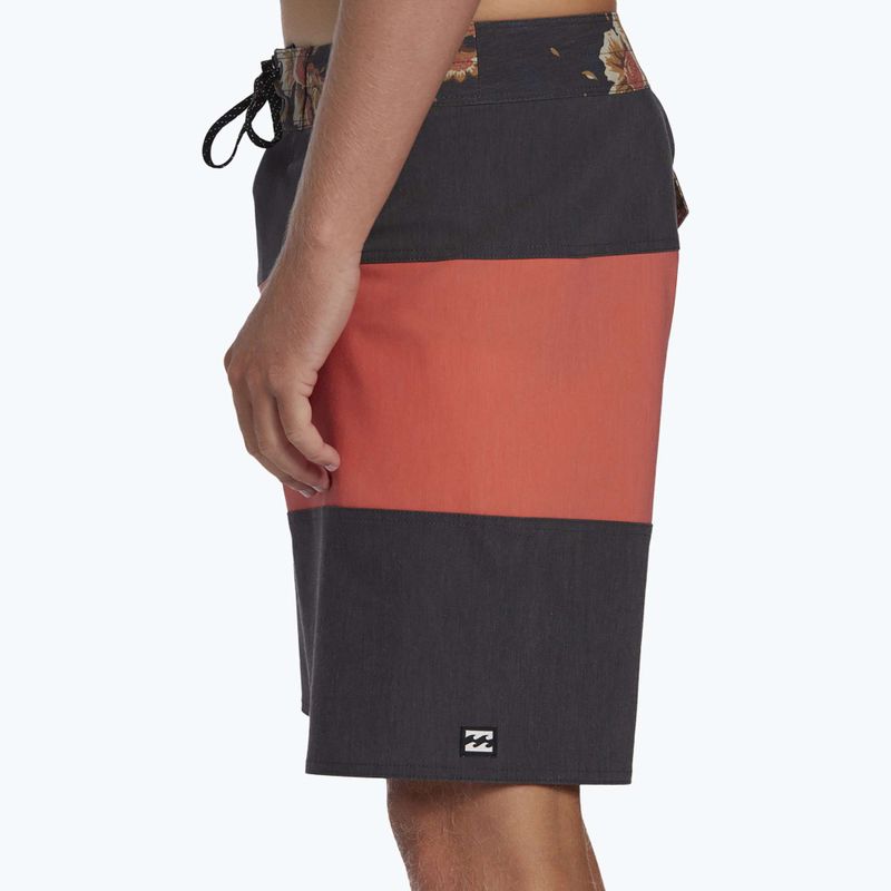 Pánské červené plavecké šortky Billabong Tribong Pro washed 4