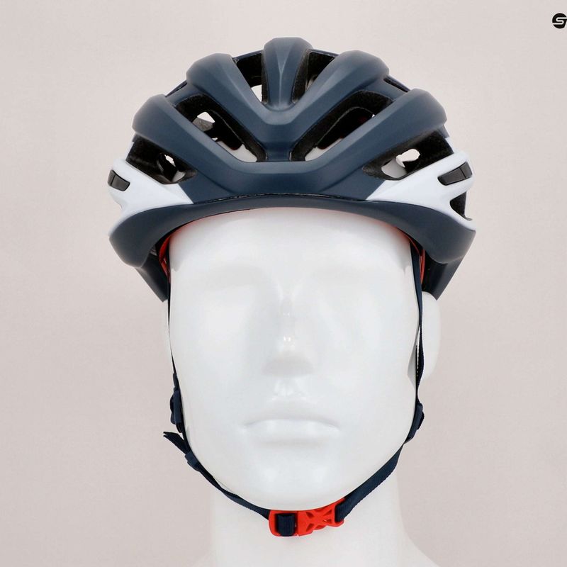 Cyklistická helma Giro Agilis námořnictvo-bílý GR-7141773 7
